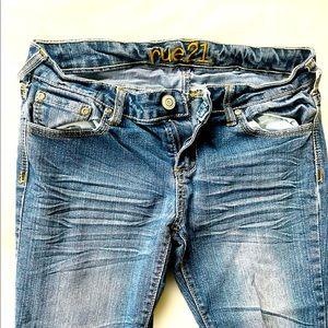 Rue 21 Stretch Denim Jeans | Women's Size 7/8 | Gold Stitching | Washed Finish